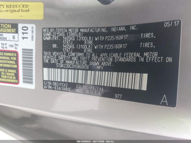 5TDKZ3DC2HS860656 Toyota Sienna Le 8 Passenger