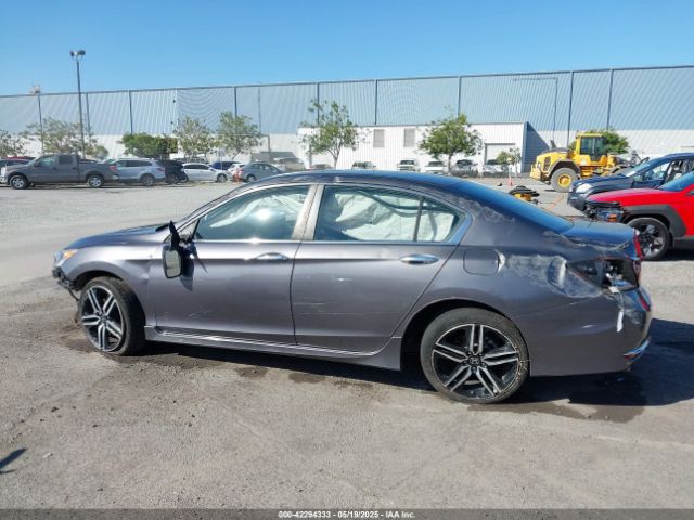 1HGCR2F56HA010816 Honda Accord Sport