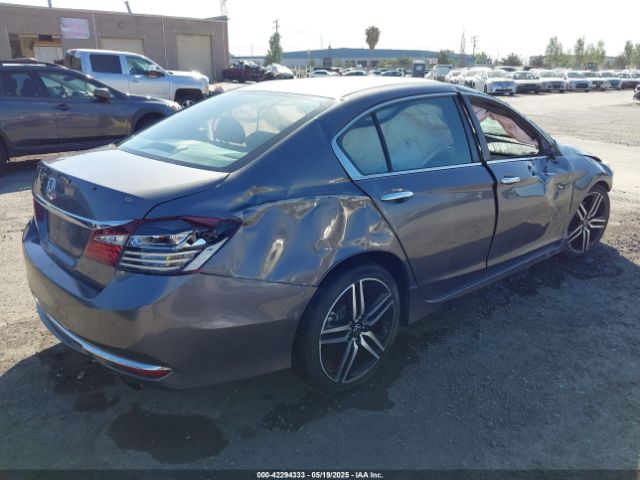 1HGCR2F56HA010816 Honda Accord Sport