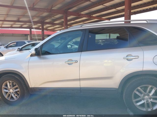 5XYKT3A68FG552529 KIA SORENTO LX