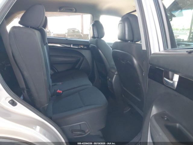 5XYKT3A68FG552529 KIA SORENTO LX