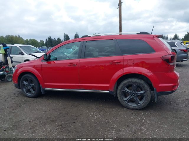 3C4PDCGB7KT862438 Dodge Journey Crossroad