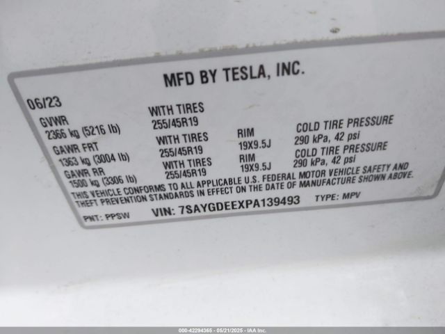 2023 TESLA MODEL Y 7SAYGDEEXPA139493 Photo 8