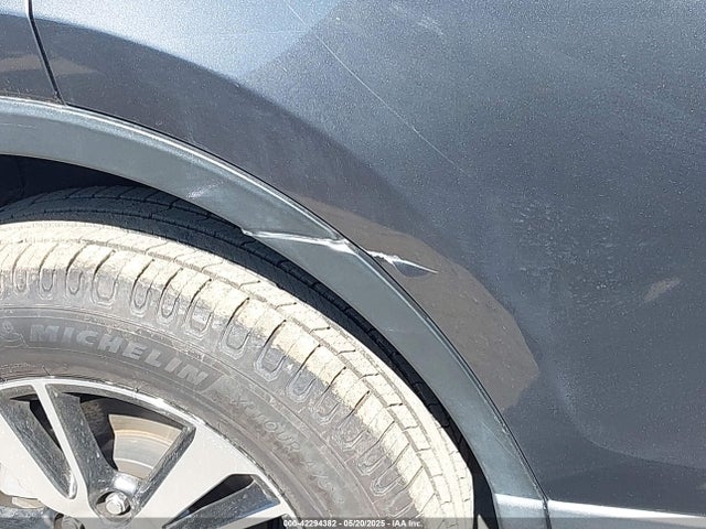 JTMWFREV2JJ728707 Toyota Rav4 Xle