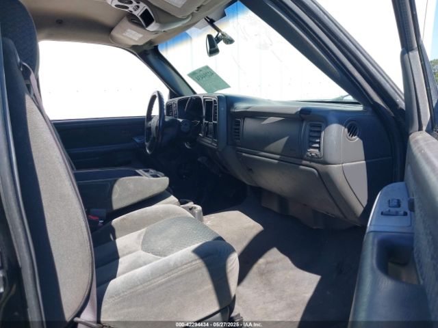 2004 CHEVROLET AVALANCHE 1500 3GNEK12TX4G106137 Photo 4