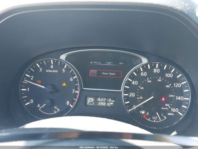 5N1AR2MM9EC714794 Nissan Pathfinder S