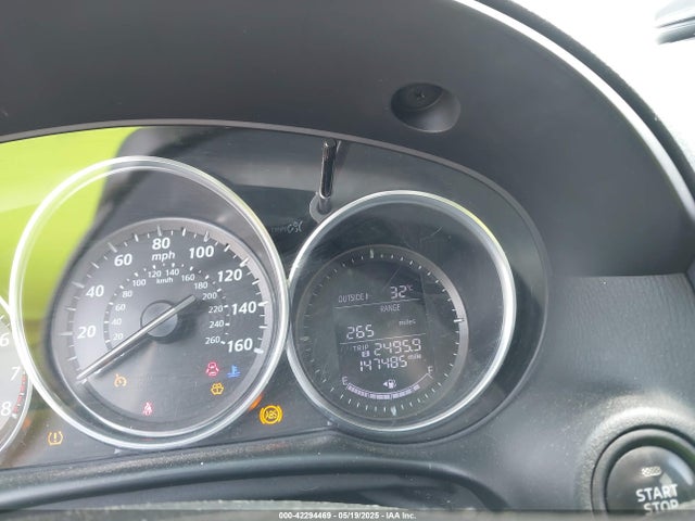JM3KE2CY2E0413222 Mazda py