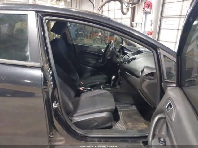 3FADP4BJ0EM174123 Ford FIESTA SE