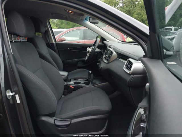 5XYPGDA52HG291151 KIA Sorento 3.3l Lx