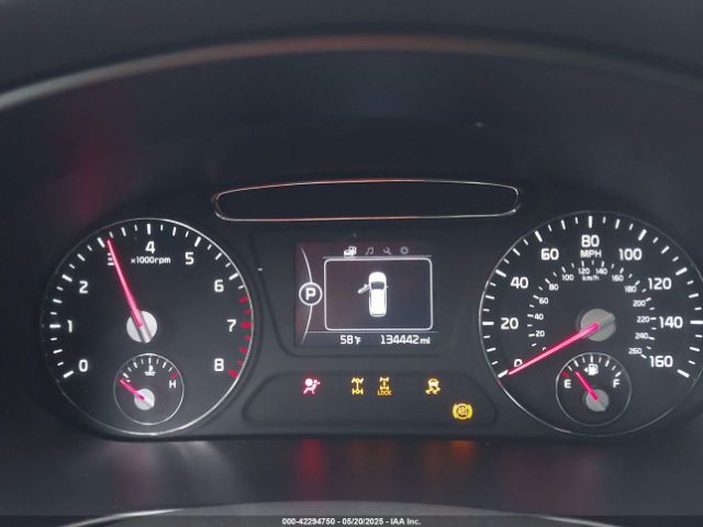 5XYPGDA52HG291151 KIA Sorento 3.3l Lx