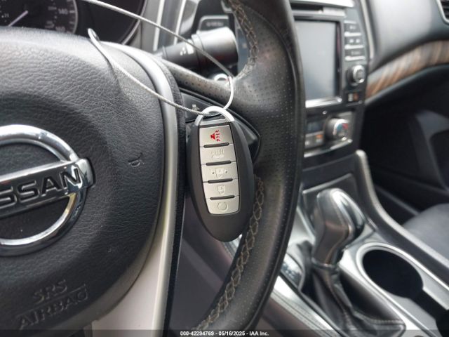 1N4AA6AP2JC362093 Nissan Maxima 3.5 Platinum