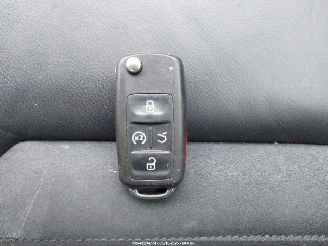 1VWCN7A31EC036329 Volkswagen Passat 2.0l Tdi Sel Premium