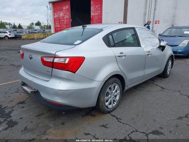 KIA gamma 2016 KNADM4A35G6584695 Image 4
