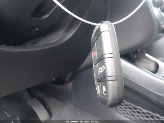 3C4PDCAB6JT386142 Dodge JOURNEY SE