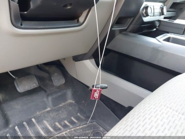 1FTEW1CF3HKC32859 Ford F-150 Xlt