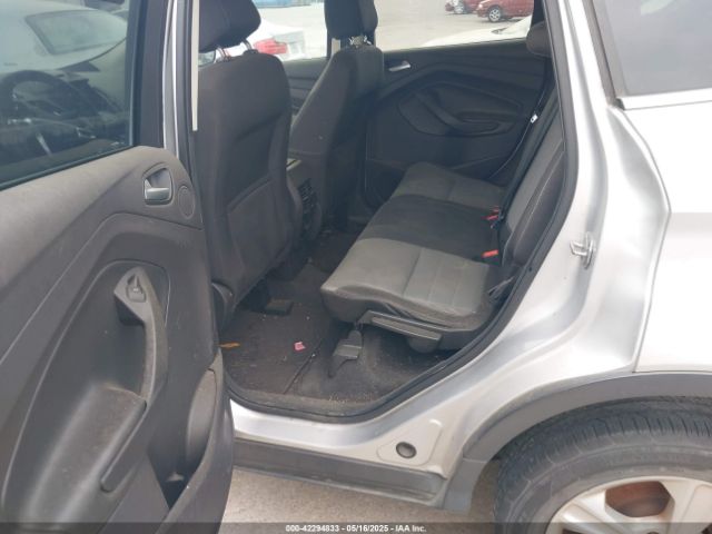1FMCU0GX2GUA03405 Ford ESCAPE SE