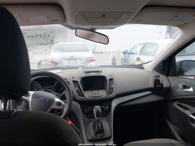 1FMCU0GX2GUA03405 Ford ESCAPE SE