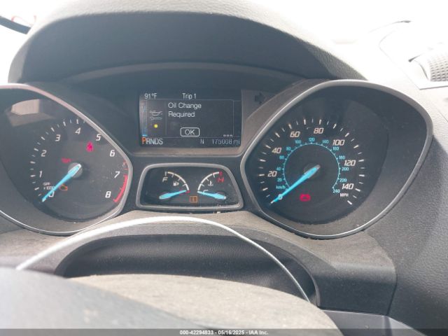 1FMCU0GX2GUA03405 Ford ESCAPE SE
