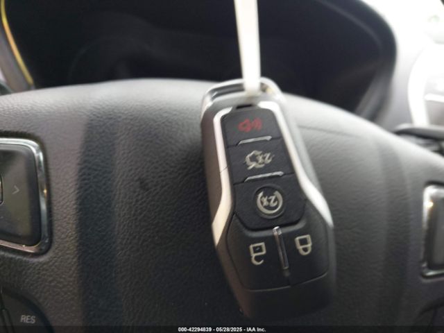 5LMCJ1A95FUJ18259 Lincoln MKC