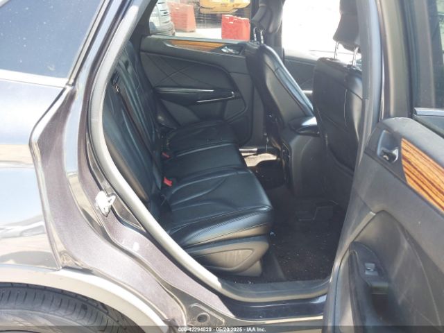 5LMCJ1A95FUJ18259 Lincoln MKC