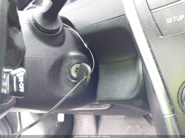 4T1BF1FK8GU211712 Toyota CAMRY SE