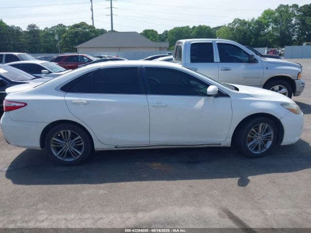 4T1BF1FK8GU211712 Toyota CAMRY SE