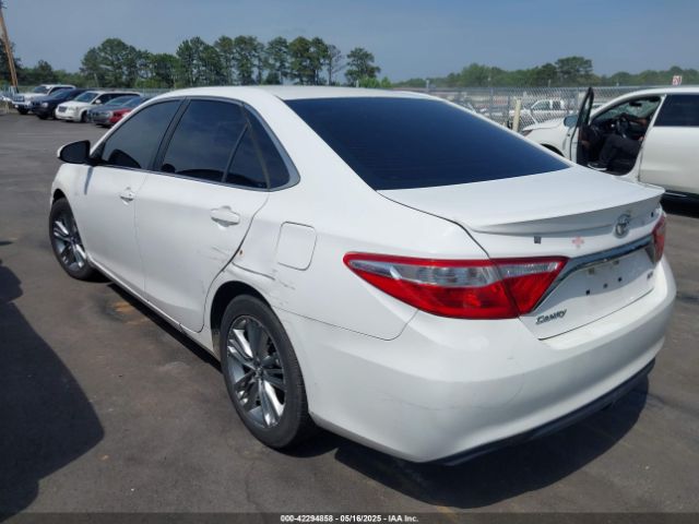 4T1BF1FK8GU211712 Toyota CAMRY SE