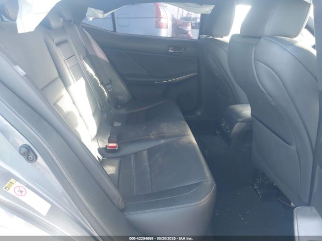 JTHBA1D22G5013965 Lexus IS 200T