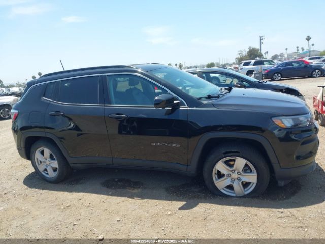 3C4NJDBB4NT216159 Jeep Compass Latitude 4x4