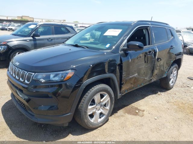 3C4NJDBB4NT216159 Jeep Compass Latitude 4x4