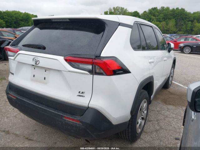 2T3G1RFV3RC410336 Toyota RAV4 LE
