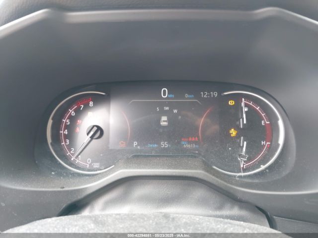 2T3G1RFV3RC410336 Toyota RAV4 LE
