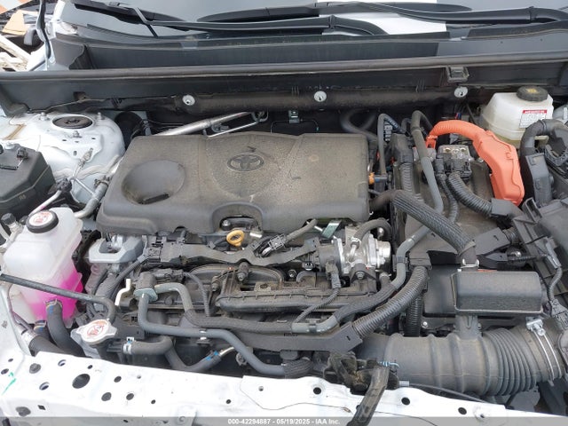 4T3RWRFV1RU133016 Toyota Rav4 Hybrid Xle