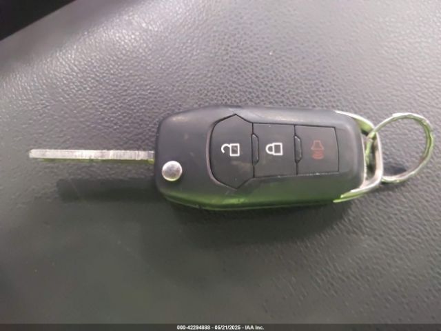 1FTEW1EP1NKE50669 Ford F-150 Xl