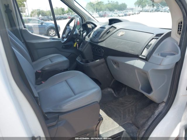 1FDBF8ZM6KKA67975 Ford Transit-350 Cab