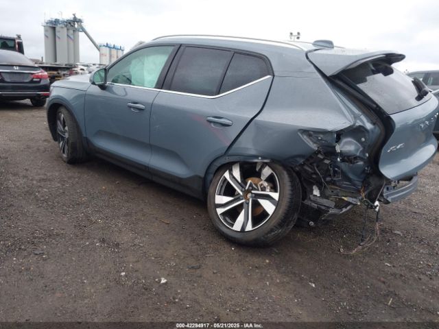 2023 VOLVO XC40 YV4L12UAXP2025895 Photo 2