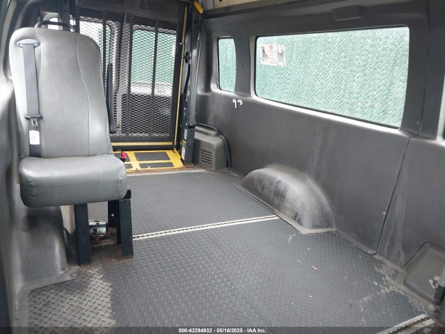 Ford E-250 Commercial 2014 1FTNS2EW7EDA93169 Image 8