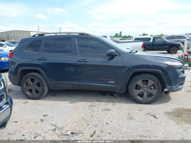 1C4PJLCB2GW346441 Jeep Cherokee 75th Anniversary