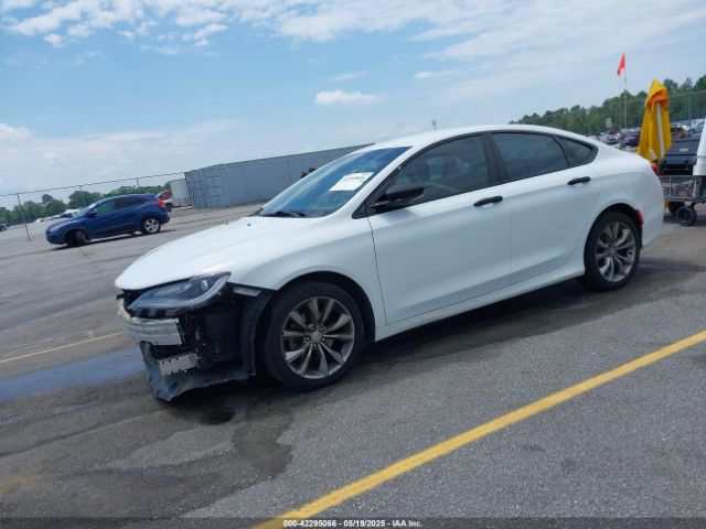 1C3CCCBB8FN585947 Chrysler 200 S