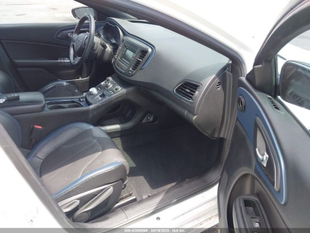 1C3CCCBB8FN585947 Chrysler 200 S