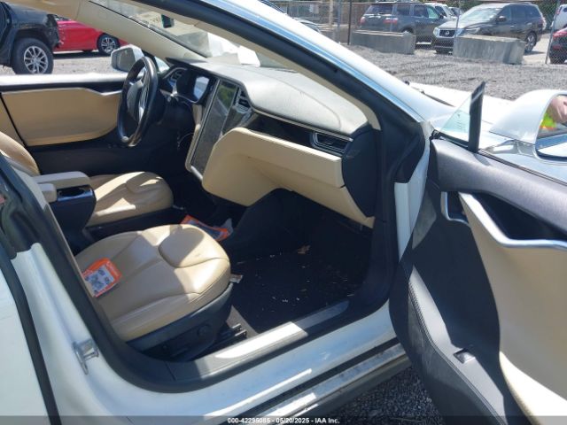 5YJSA1S10EFP50606 Tesla MODEL S