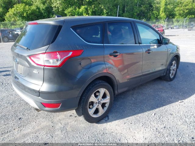 1FMCU9GX3FUC64724 Ford ESCAPE SE