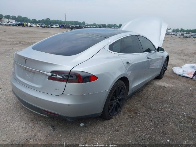 2014 TESLA MODEL S 5YJSA1S13EFP63883 Photo 3