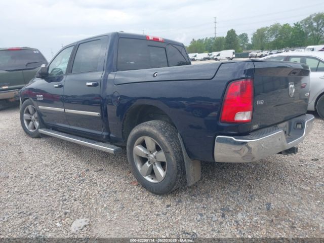 2015 RAM 1500 1C6RR7LG8FS628634 Photo 2