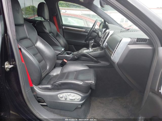 2011 PORSCHE CAYENNE WP1AC2A23BLA84905 Photo 4