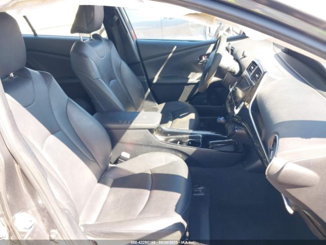 2017 TOYOTA PRIUS JTDKARFU8H3539934 Photo 4