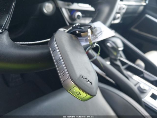 5XYP64GC6SG581215 KIA Telluride S
