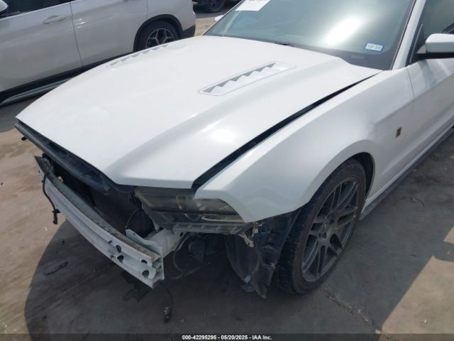 1ZVBP8CF1E5326903 Ford Mustang Gt Premium