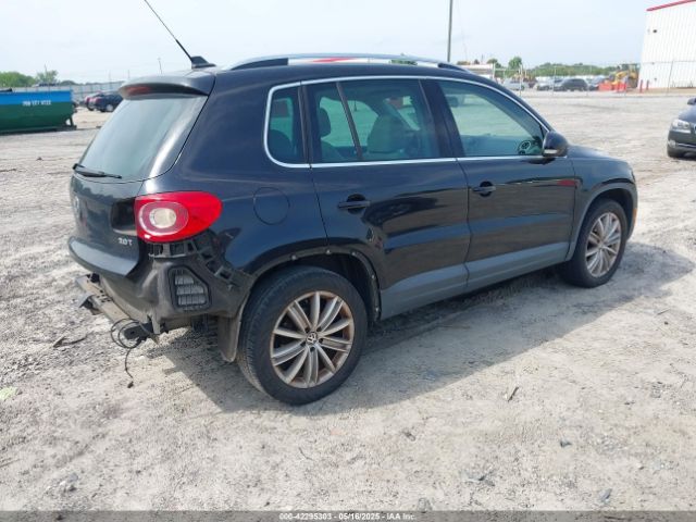 2011 VOLKSWAGEN TIGUAN WVGAV7AX2BW534218 Photo 3