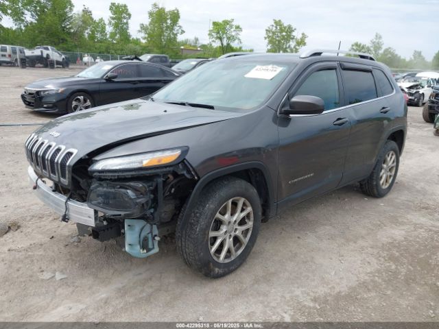 1C4PJMCBXHW515628 Jeep Cherokee Latitude 4x4